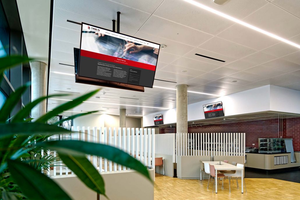 Digital-Signage-Lösung im Landratsamt Esslingen mit zentral gesteuerten Informationsdisplays.